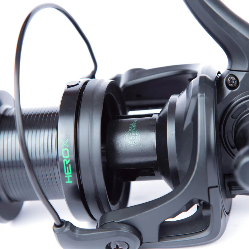 Коропова котушка Sonik HeroX  8000